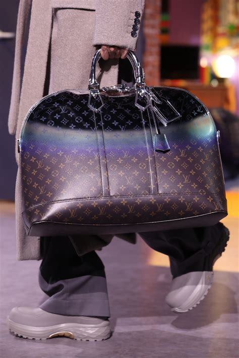 louis vuitton men's fall winter 2024|purse winter 2024 vuitton.